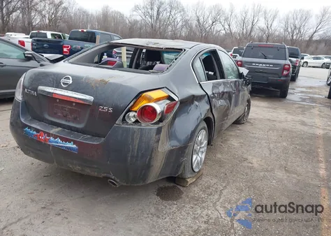 2010 Nissan Altima 2.5 S z USA, uszkodzony, nr VIN 1N4AL2AP8AN509427